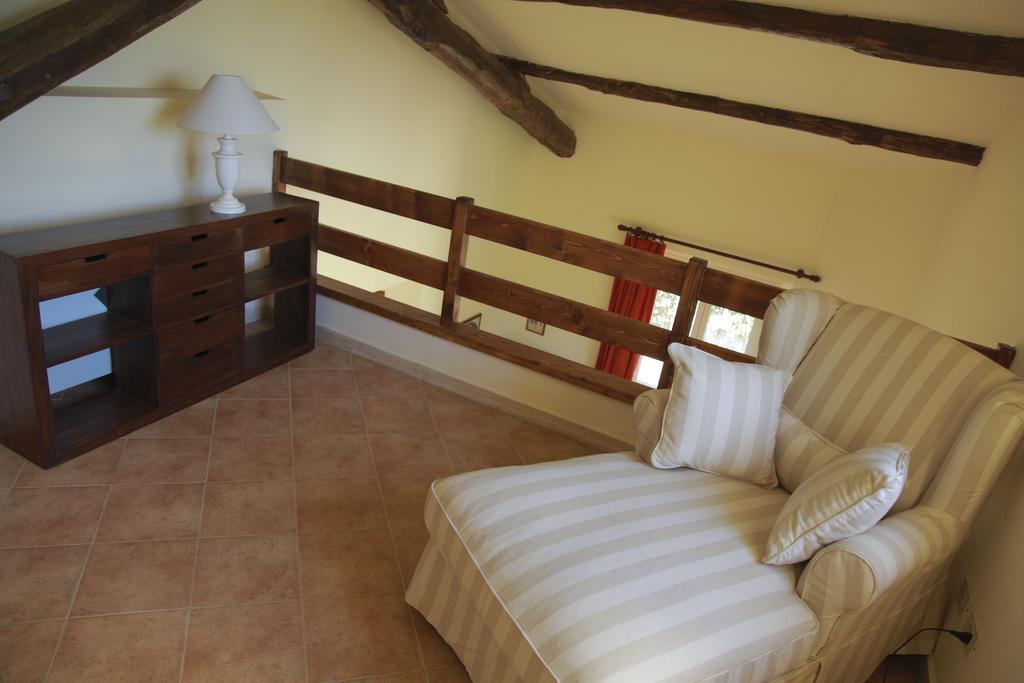 Casale Di Tormaggiore Villa And Country Suites Pomezia Kültér fotó