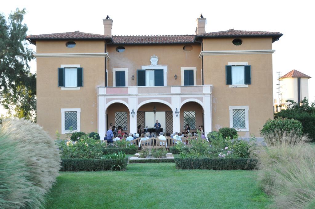 Casale Di Tormaggiore Villa And Country Suites Pomezia Kültér fotó