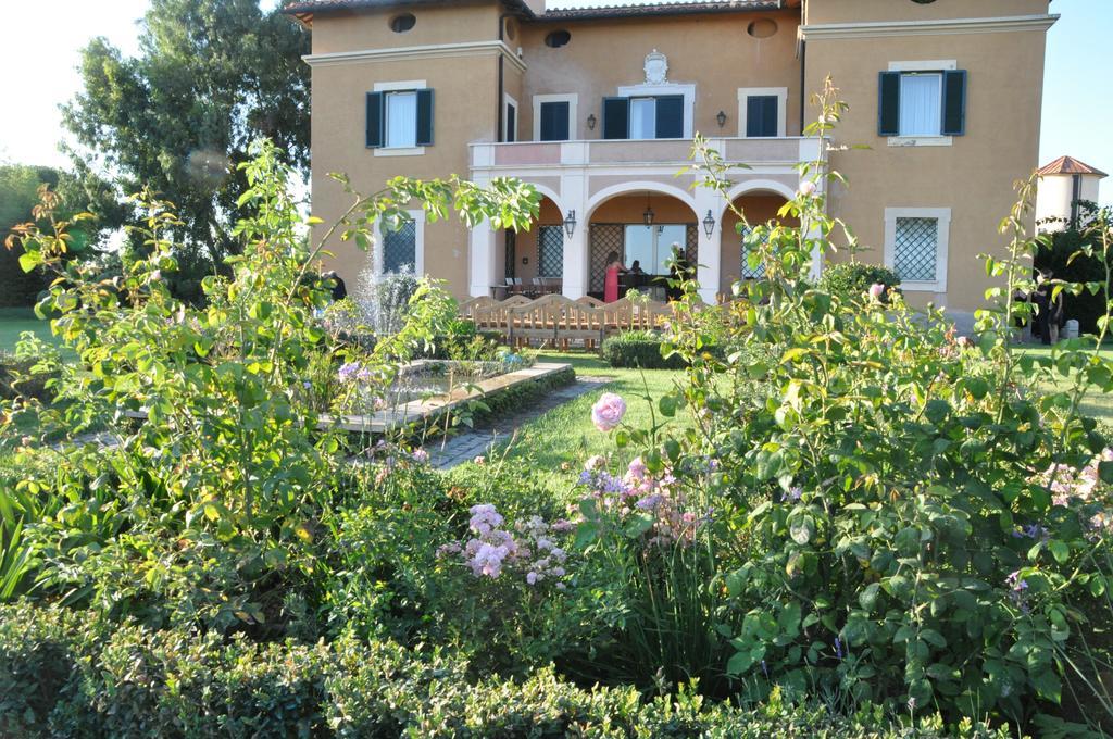 Casale Di Tormaggiore Villa And Country Suites Pomezia Kültér fotó